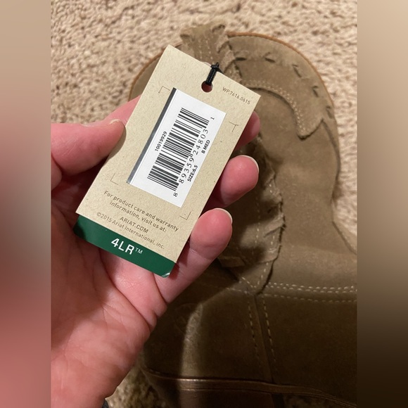 Ariat Roundup Boots - Picture 4 of 5